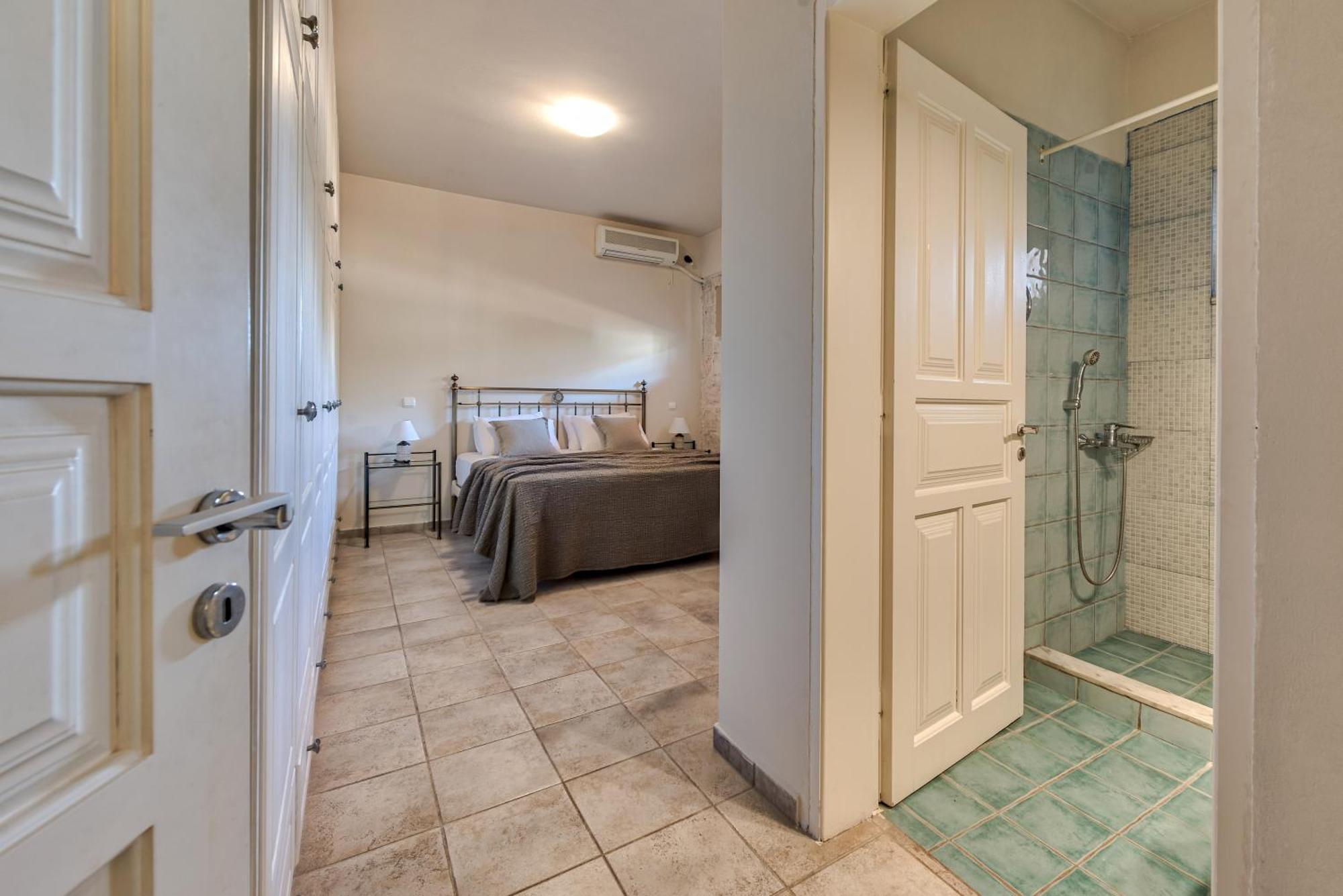 Ananta Blue Residence Argassi Phòng bức ảnh