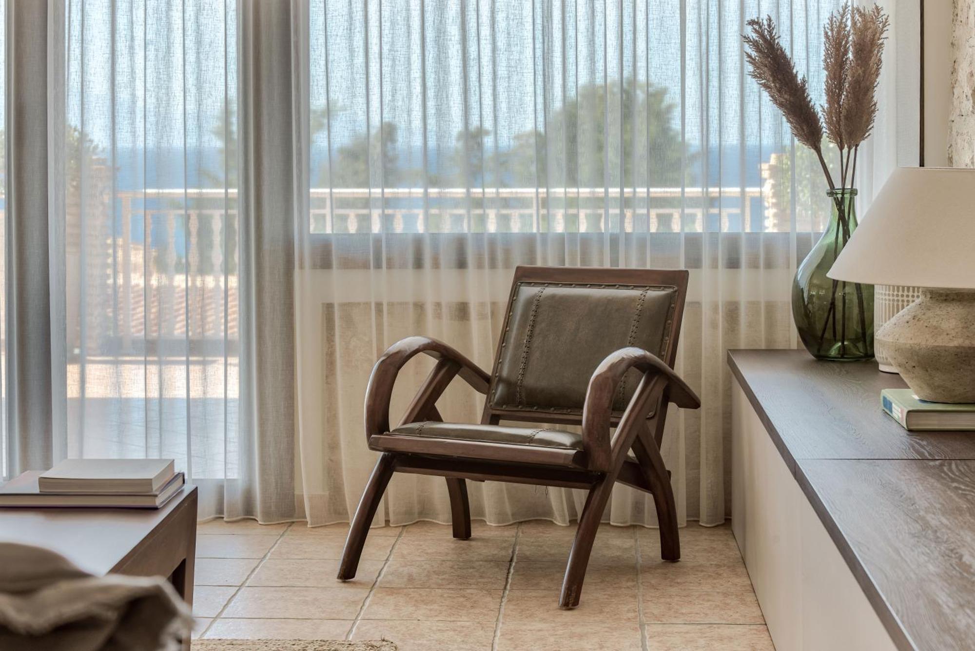 Ananta Blue Residence Argassi Phòng bức ảnh